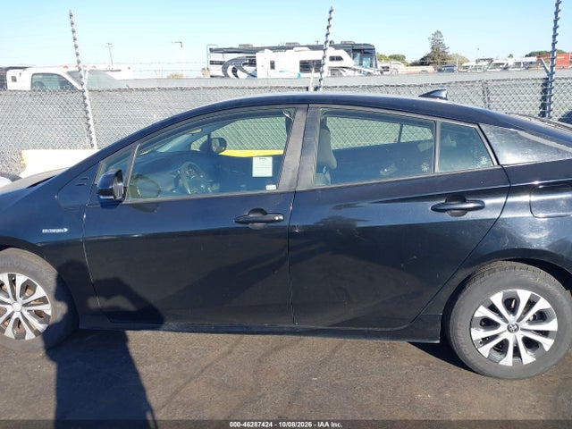 2019 Toyota Prius Le მანქანა იყიდება აუქციონზე, vin: JTDL9RFU3K3001176, აუქციონის ნომერი: 46287424