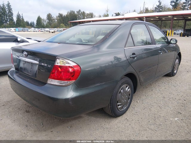 2005 Toyota Camry Le მანქანა იყიდება აუქციონზე, vin: JTDBE32KX50317026, აუქციონის ნომერი: 46287444