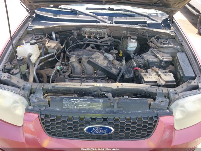 46287505 :رقم المزاد ، 1FMYU04186KC93729 vin ، 2006 Ford Escape Limited مزاد بيع