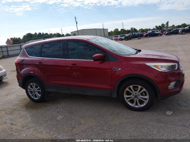 2019 Ford Escape Se მანქანა იყიდება აუქციონზე, vin: 1FMCU0GD4KUA53558, აუქციონის ნომერი: 46287516