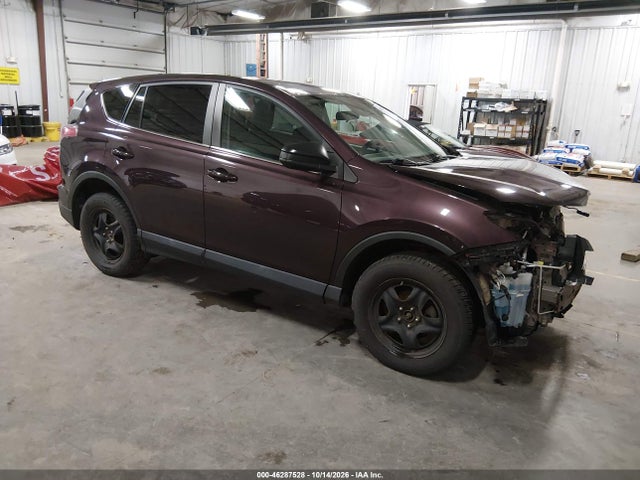 46287528 :رقم المزاد ، 2T3BFREV2JW721322 vin ، 2018 Toyota Rav4 Le مزاد بيع