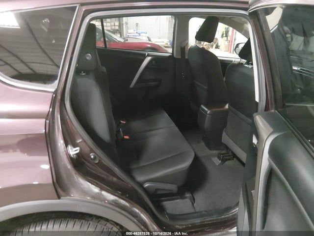 Продаж на аукціоні авто 2018 Toyota Rav4 Le, vin: 2T3BFREV2JW721322, номер лоту: 46287528