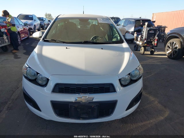 Chevrolet Sonic Lt Auto 2014 1G1JC5SH1E4106803 Image 12