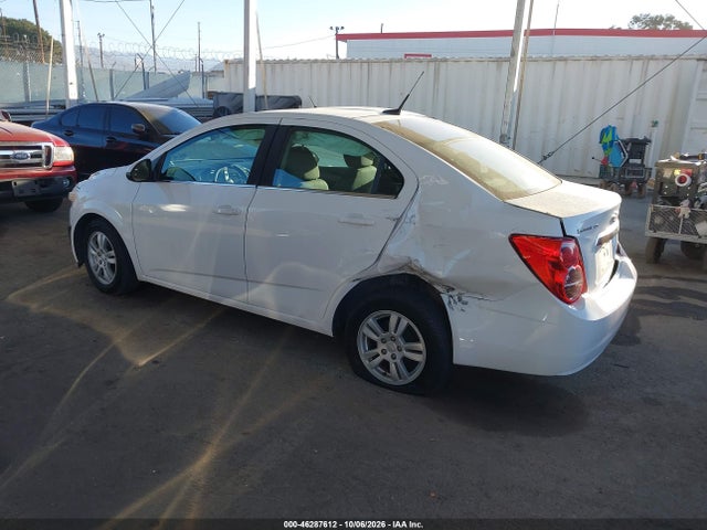 Chevrolet Sonic Lt Auto 2014 1G1JC5SH1E4106803 Image 3