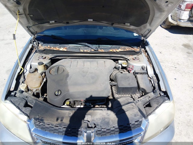 46287613 :رقم المزاد ، 1B3BD2FG9BN531606 vin ، 2011 Dodge Avenger Lux مزاد بيع