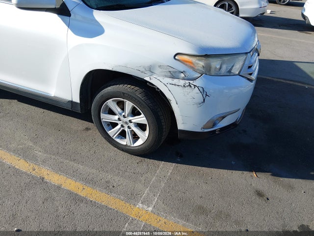 Продажа на аукционе авто 2013 Toyota Highlander Base Plus, vin: 5TDZA3EH7DS038574, номер лота: 46287645