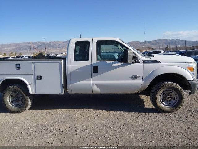 46287648 :رقم المزاد ، 1FD8X3BT4GED02732 vin ، 2016 Ford F-350 Xl مزاد بيع