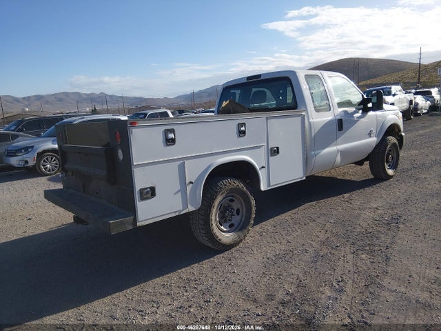 46287648 :رقم المزاد ، 1FD8X3BT4GED02732 vin ، 2016 Ford F-350 Xl مزاد بيع