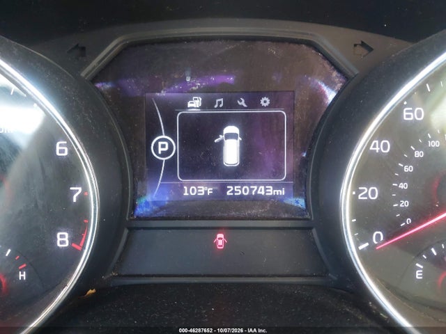 KIA SEDONA LX 2017 KNDMB5C15H6332280 Image 7