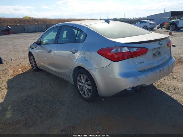 46287655 :رقم المزاد ، KNAFX4A66F5271315 vin ، 2015 Kia Forte Lx مزاد بيع