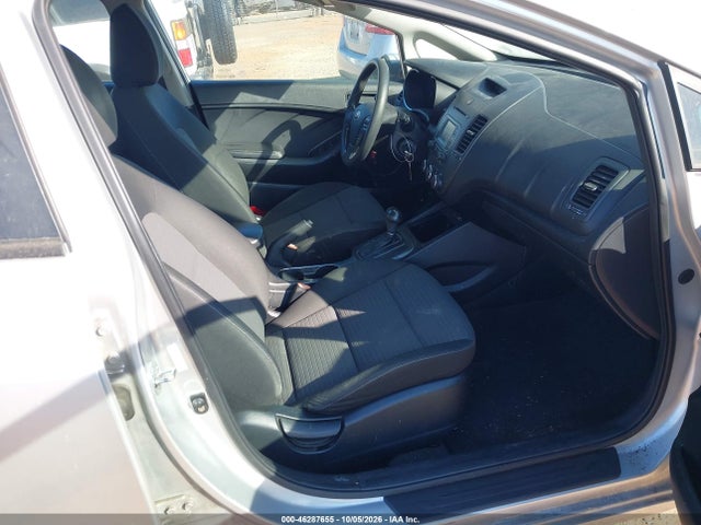 46287655 :رقم المزاد ، KNAFX4A66F5271315 vin ، 2015 Kia Forte Lx مزاد بيع