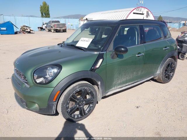 Mini Countryman Cooper S 2016 WMWZC5C58GWP49524 Image 2