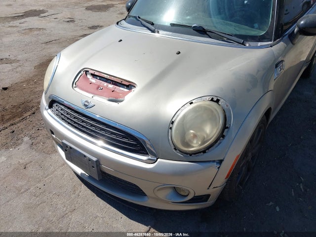 46287660 :رقم المزاد ، WMWMF7C53ATZ72902 vin ، 2010 Mini Cooper S مزاد بيع