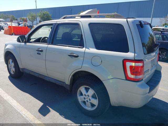 46287664 :رقم المزاد ، 1FMCU03G79KA45153 vin ، 2009 Ford Escape Xlt مزاد بيع