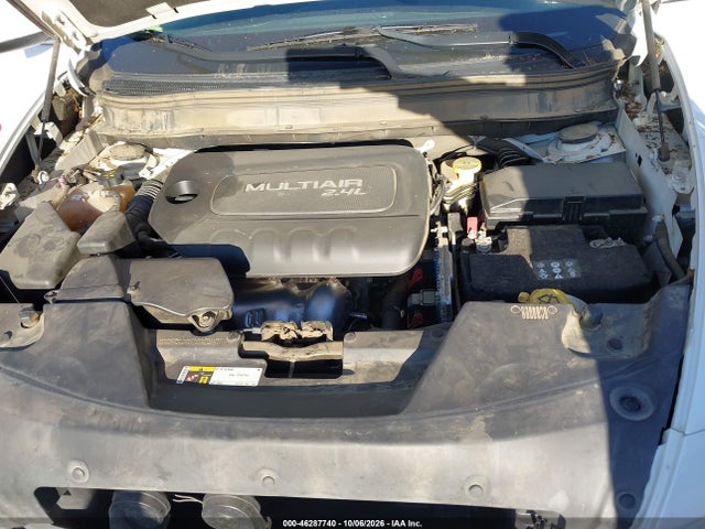 1C4PJMCB0GW301570 Jeep Cherokee Latitude