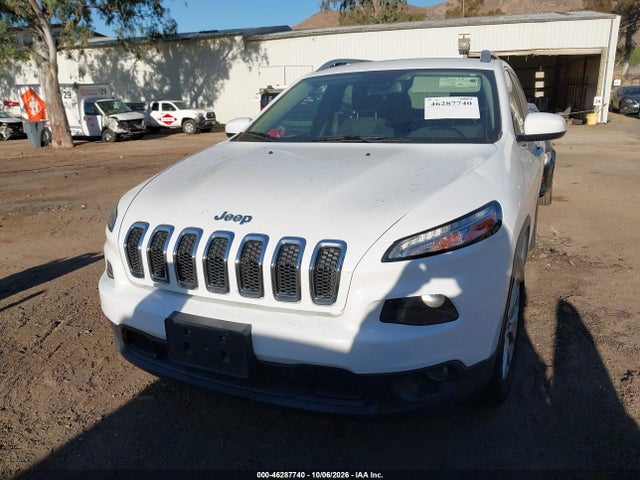 1C4PJMCB0GW301570 Jeep Cherokee Latitude