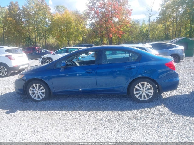 46287819 :رقم المزاد ، 2HGFB2F87CH532523 vin ، 2012 Honda Civic Ex مزاد بيع