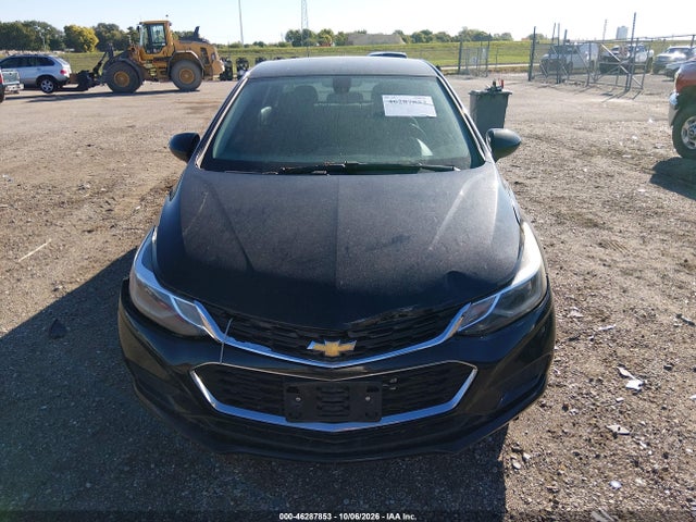 46287853 :رقم المزاد ، 1G1BE5SM8H7211949 vin ، 2017 Chevrolet Cruze Lt Auto مزاد بيع