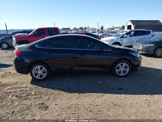 46287853 :رقم المزاد ، 1G1BE5SM8H7211949 vin ، 2017 Chevrolet Cruze Lt Auto مزاد بيع