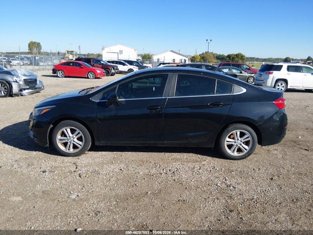 46287853 :رقم المزاد ، 1G1BE5SM8H7211949 vin ، 2017 Chevrolet Cruze Lt Auto مزاد بيع