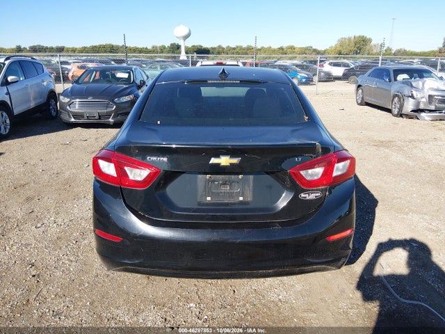 46287853 :رقم المزاد ، 1G1BE5SM8H7211949 vin ، 2017 Chevrolet Cruze Lt Auto مزاد بيع