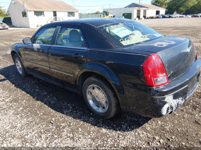 2005 Chrysler 300 Touring მანქანა იყიდება აუქციონზე, vin: 2C3AA53G15H634755, აუქციონის ნომერი: 46287877