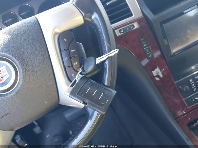 Продажа на аукционе авто 2008 Cadillac Escalade Standard, vin: 1GYFK63858R188976, номер лота: 46287997
