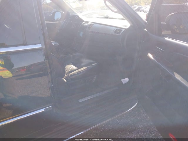 Продажа на аукционе авто 2008 Cadillac Escalade Standard, vin: 1GYFK63858R188976, номер лота: 46287997