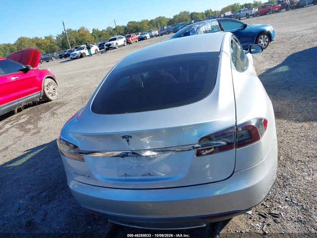 Auction sale of the 2013 Tesla Model S, vin: 5YJSA1DG4DFP03790, lot number: 46288033