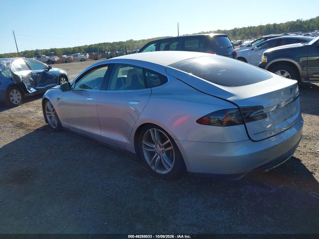 Auction sale of the 2013 Tesla Model S, vin: 5YJSA1DG4DFP03790, lot number: 46288033