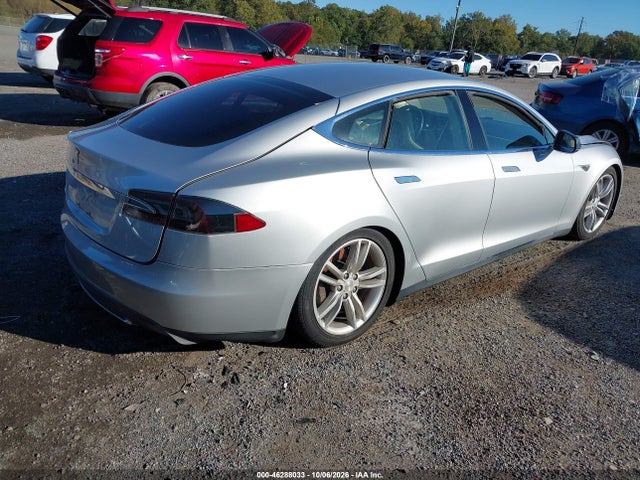 Auction sale of the 2013 Tesla Model S, vin: 5YJSA1DG4DFP03790, lot number: 46288033
