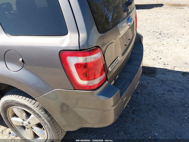 Продажа на аукционе авто 2011 Ford Escape Limited, vin: 1FMCU9E78BKB95800, номер лота: 46288054