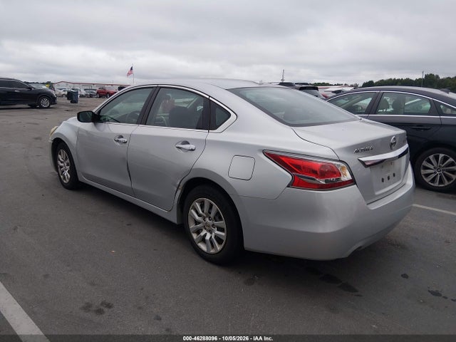 Продаж на аукціоні авто 2015 Nissan Altima 2.5 S, vin: 1N4AL3AP3FN372121, номер лоту: 46288096
