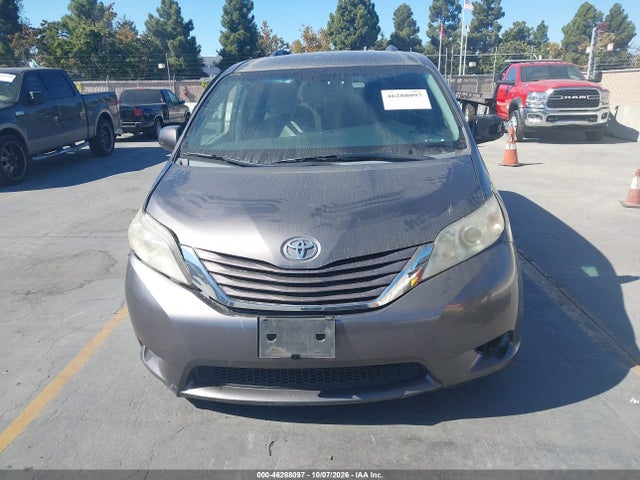 Toyota Sienna Le 8 Passenger 2015 5TDKK3DC9FS567032 Image 12