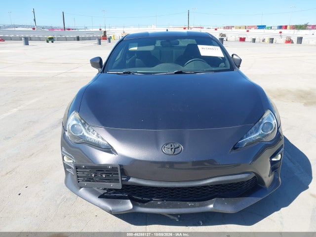 46288127 :رقم المزاد ، JF1ZNAA14H8700676 vin ، 2017 Toyota 86 مزاد بيع