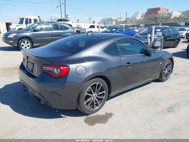 46288127 :رقم المزاد ، JF1ZNAA14H8700676 vin ، 2017 Toyota 86 مزاد بيع