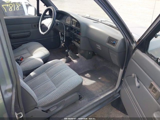 1991 Toyota Pickup 1/2 Ton Ex Lng Whlbse Dlx მანქანა იყიდება აუქციონზე, vin: JT4RN13P0M6024731, აუქციონის ნომერი: 46288187