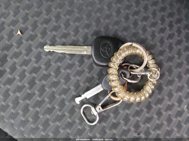 46288241 :رقم المزاد ، 2T1KR32E28C693499 vin ، 2008 Toyota Matrix مزاد بيع