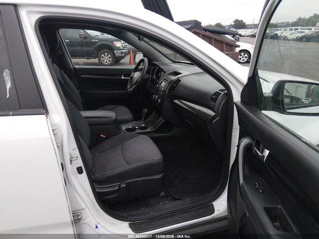 2013 Kia Sorento Lx V6 მანქანა იყიდება აუქციონზე, vin: 5XYKTDA26DG375785, აუქციონის ნომერი: 46288317