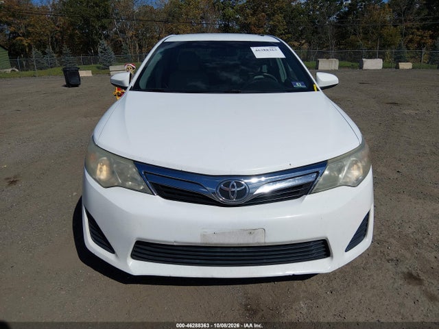 2013 Toyota Camry Le მანქანა იყიდება აუქციონზე, vin: 4T4BF1FK2DR323309, აუქციონის ნომერი: 46288363