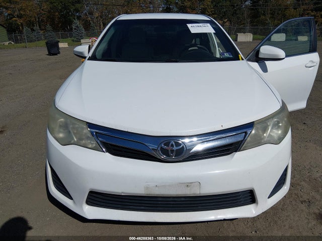 2013 Toyota Camry Le მანქანა იყიდება აუქციონზე, vin: 4T4BF1FK2DR323309, აუქციონის ნომერი: 46288363