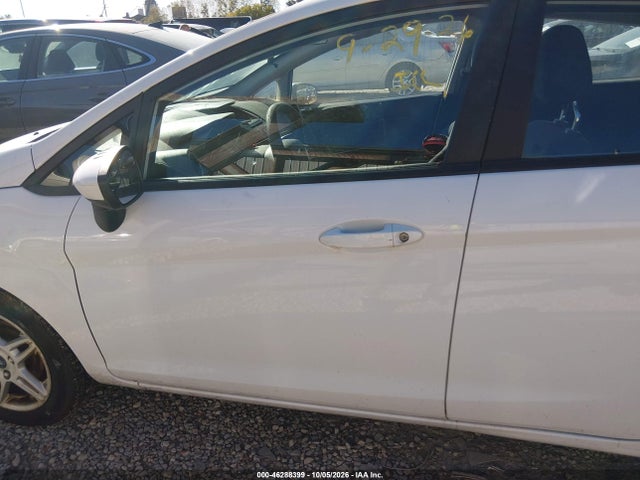 2018 Ford Fiesta Se მანქანა იყიდება აუქციონზე, vin: 3FADP4EJ5JM142533, აუქციონის ნომერი: 46288399