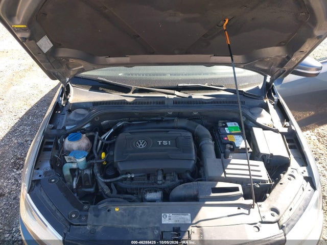 2014 Volkswagen Jetta 1.8t Se მანქანა იყიდება აუქციონზე, vin: 3VWD07AJ6EM275729, აუქციონის ნომერი: 46288425