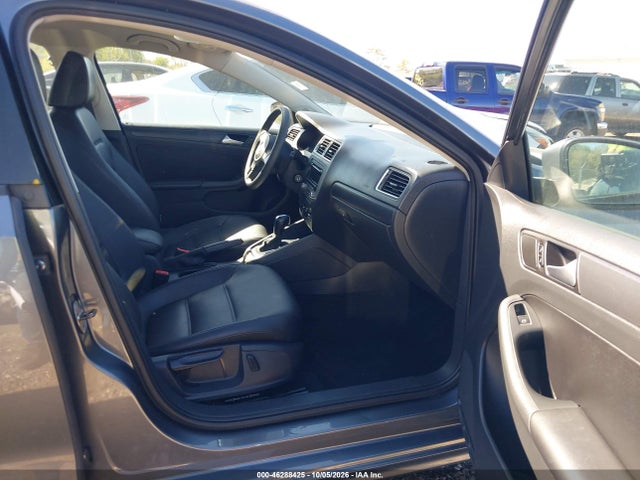 2014 Volkswagen Jetta 1.8t Se მანქანა იყიდება აუქციონზე, vin: 3VWD07AJ6EM275729, აუქციონის ნომერი: 46288425