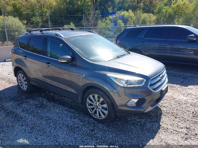 2017 Ford Escape Titanium მანქანა იყიდება აუქციონზე, vin: 1FMCU9J9XHUB65976, აუქციონის ნომერი: 46288426