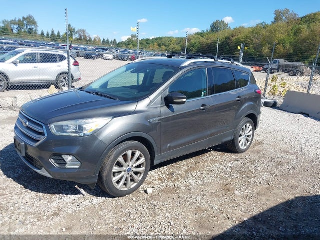 46288426 :رقم المزاد ، 1FMCU9J9XHUB65976 vin ، 2017 Ford Escape Titanium مزاد بيع