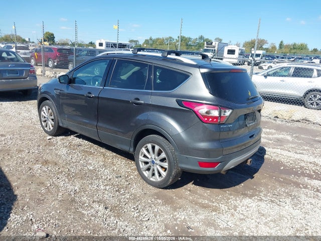 46288426 :رقم المزاد ، 1FMCU9J9XHUB65976 vin ، 2017 Ford Escape Titanium مزاد بيع
