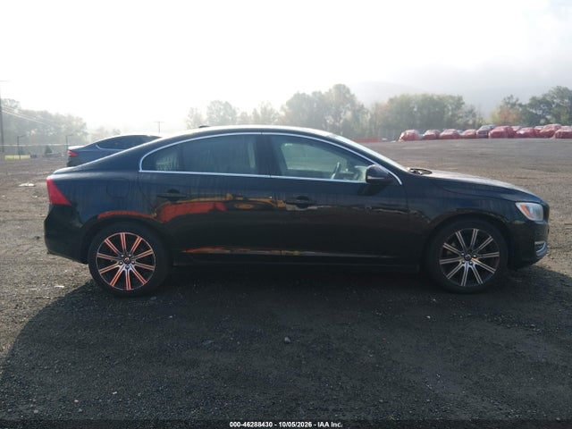 2018 Volvo S60 Inscription T5 მანქანა იყიდება აუქციონზე, vin: LYV402TK9JB176799, აუქციონის ნომერი: 46288430