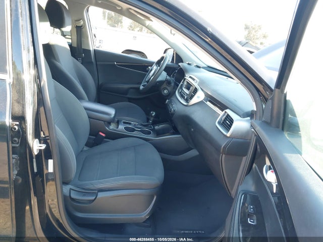 Продаж на аукціоні авто 2017 Kia Sorento 2.4l L, vin: 5XYPG4A3XHG211142, номер лоту: 46288455
