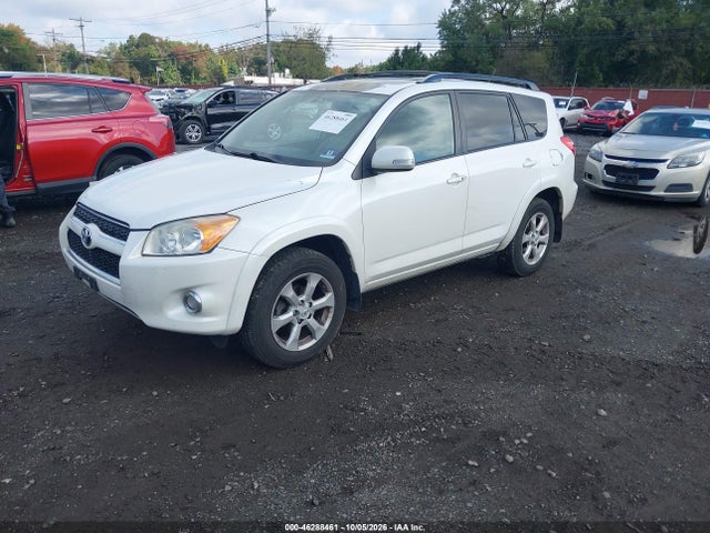 2011 Toyota Rav4 Limited მანქანა იყიდება აუქციონზე, vin: 2T3DF4DV9BW085710, აუქციონის ნომერი: 46288461